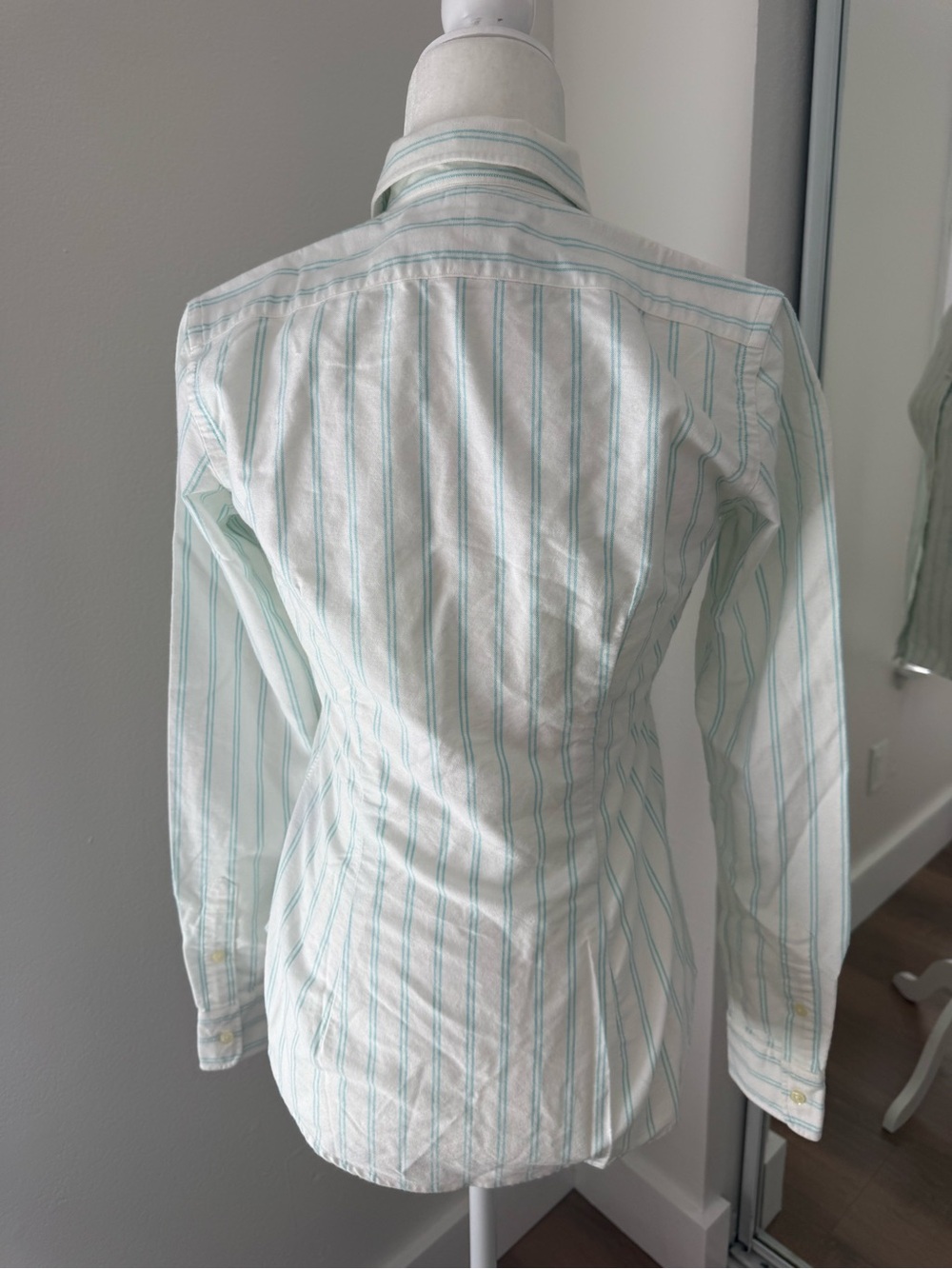 Ralph Lauren White Shirt with Light Blue Stripes Button-Down - Picture 4 of 5